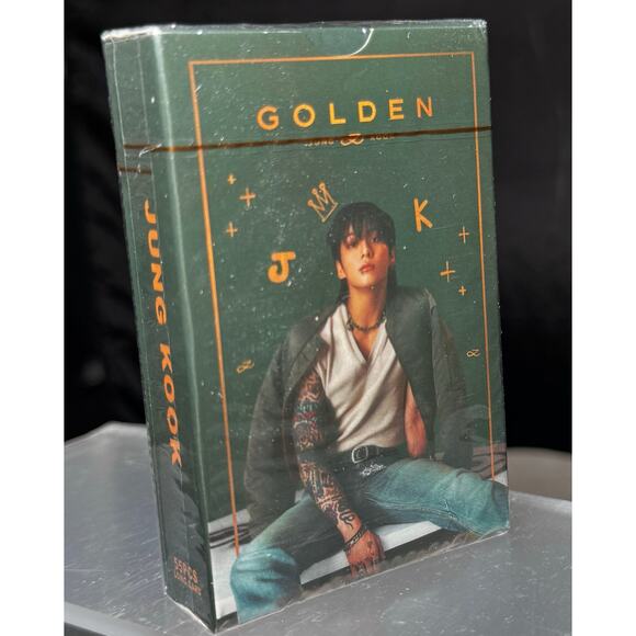 Jungkook “Golden” 55-Piece Lomo Card Set - Picture 2 of 5